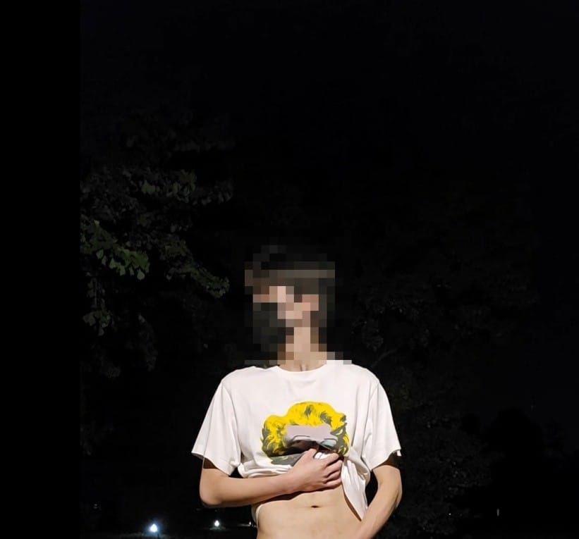 大學裸尻