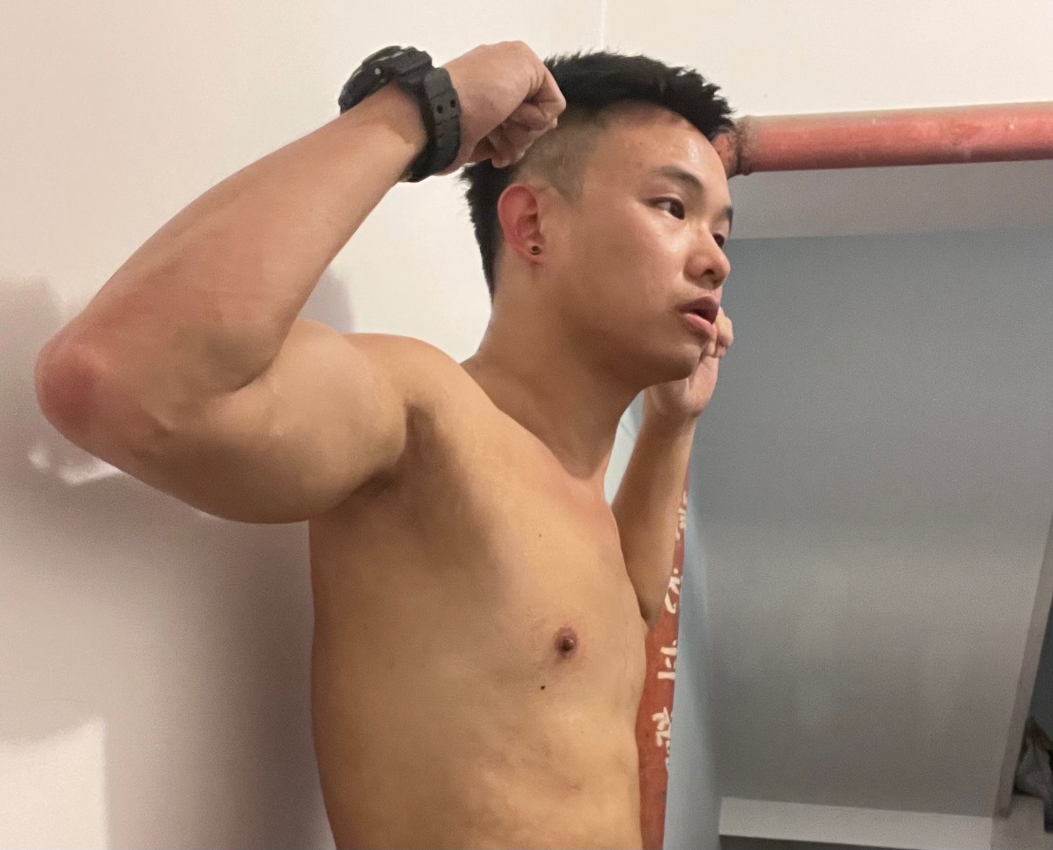 管不住的小狗屌