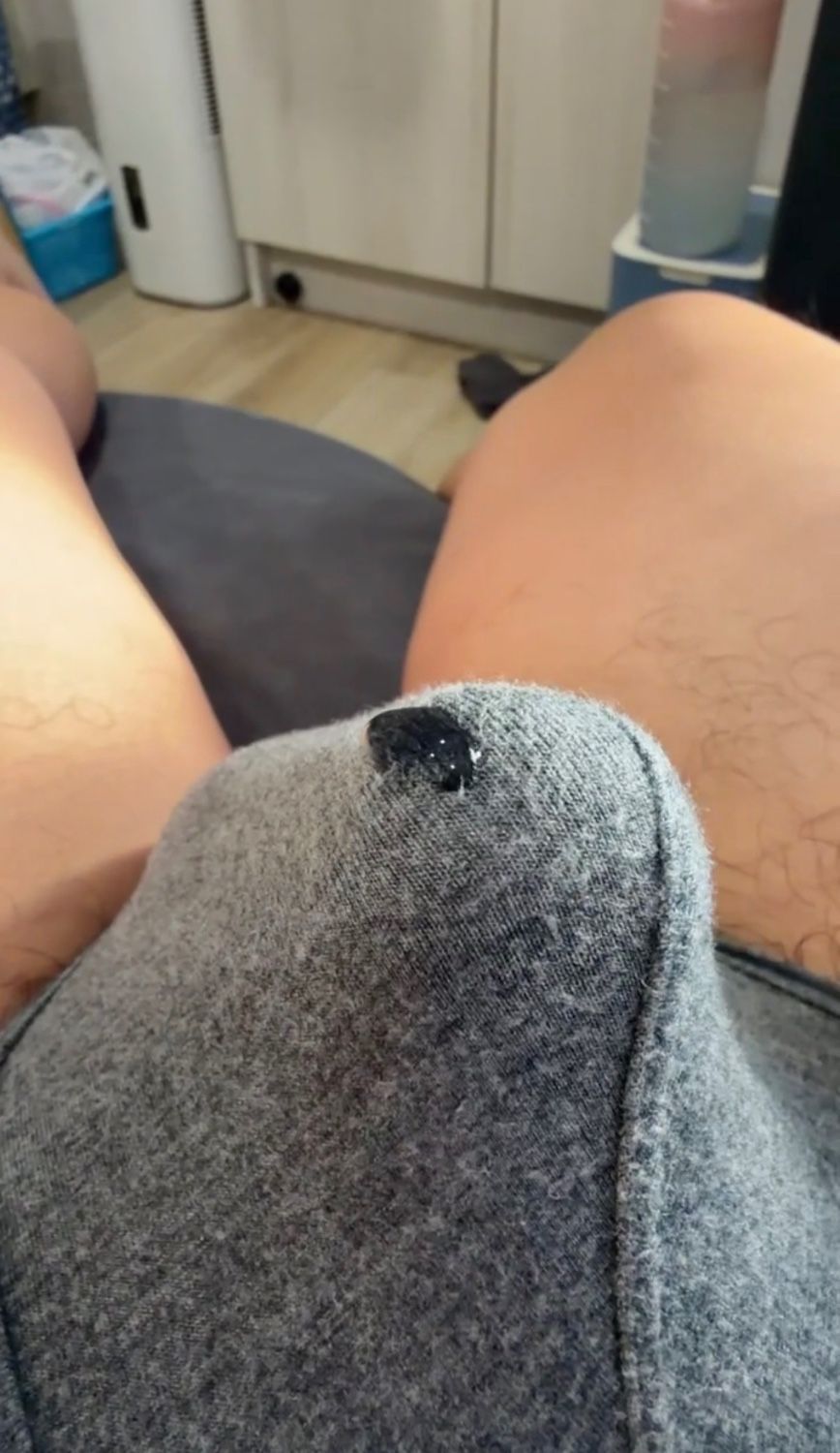 原本只是日常夾著乳夾配著推特練敏感