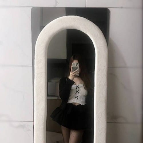 Anna017115