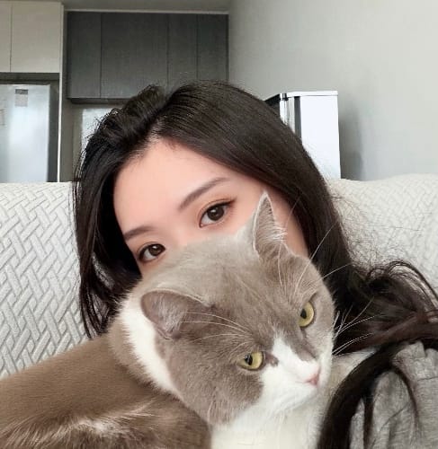 你好，我叫婉兒。