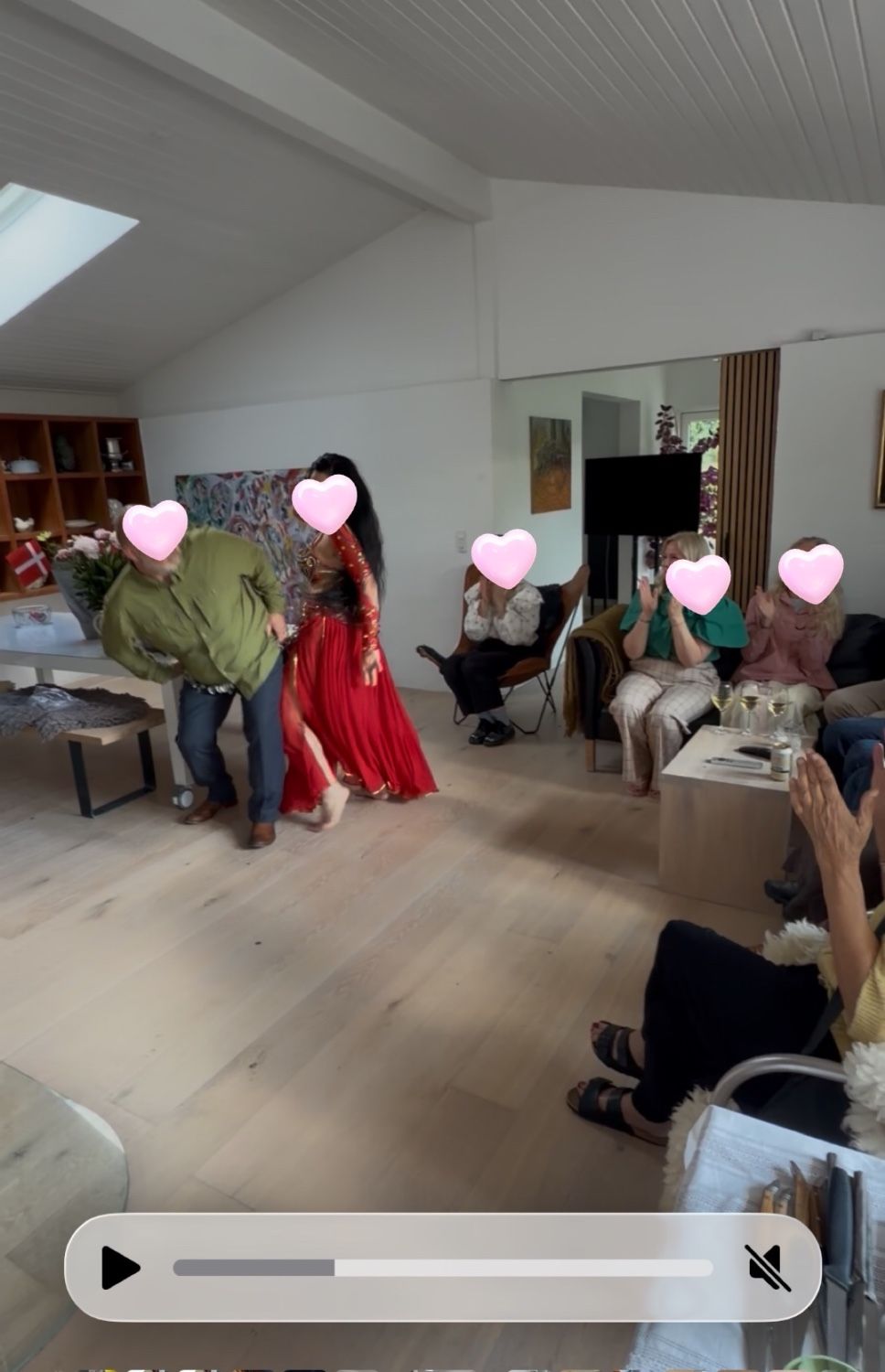 丹麥老公為老婆生日獻舞🥳😂