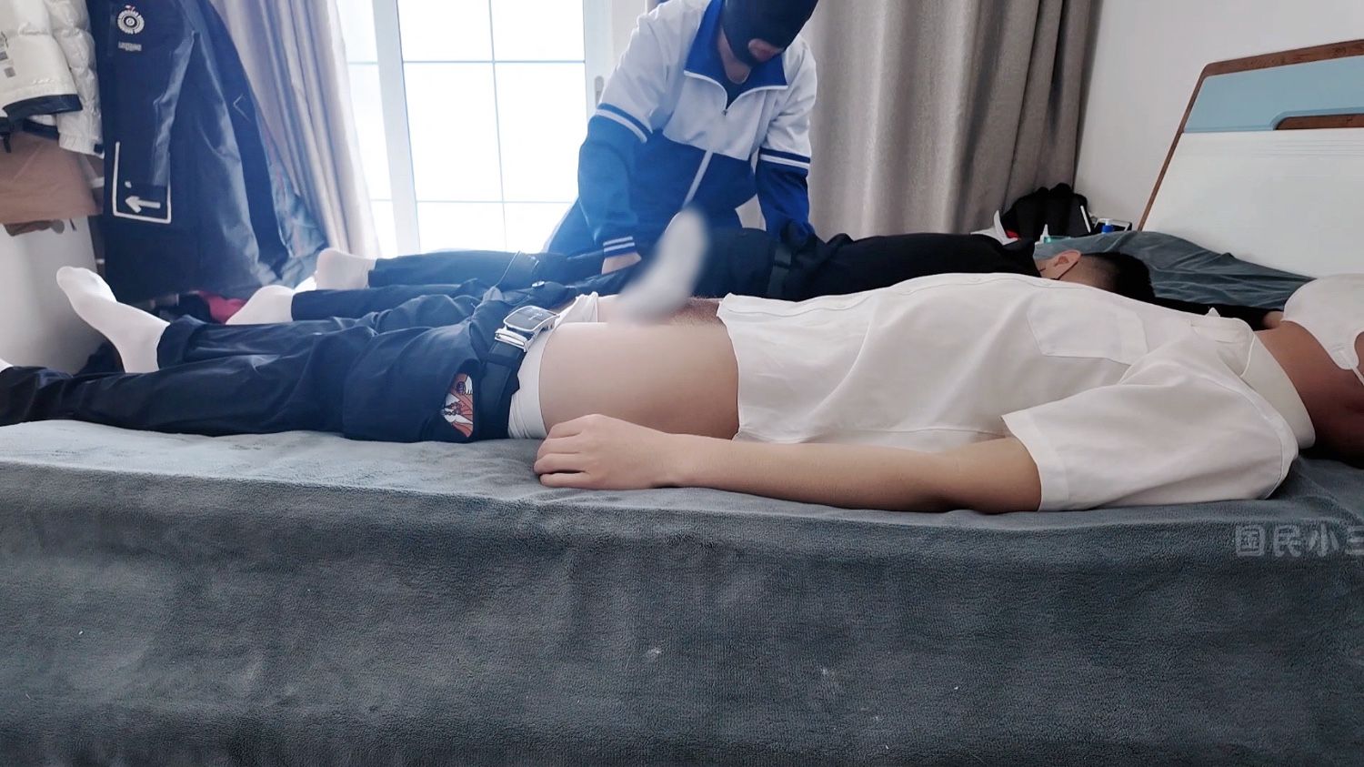 玩著玩著來了個小賤狗