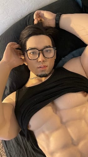 體育狗狗男娃Vic the Real Doll