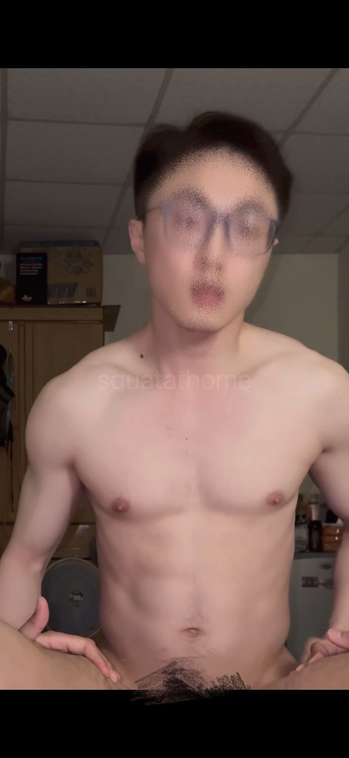 才剛下班就急著化身肉便器的色鬼