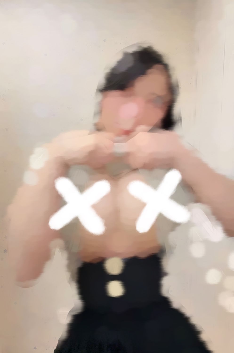 沒有穿內衣真的玩起來好軟🙈