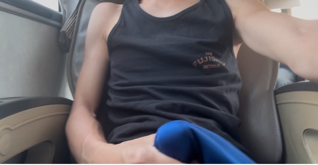 又在客運上尻🥵