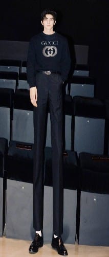长腿艳遇家.Mr.LongLegs