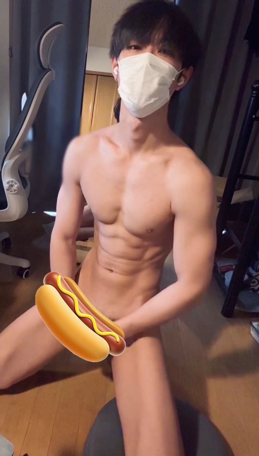 👀