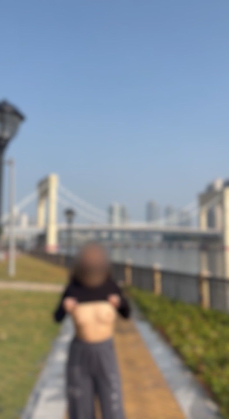 第一次在大陸拍露出怕怕的😂