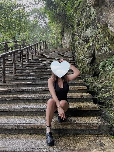 Mae_SugarPeaks