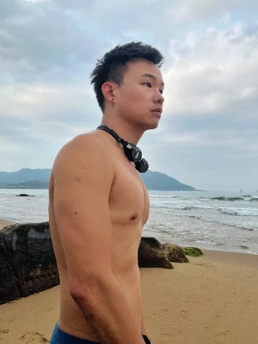 Howard.kk视频合集